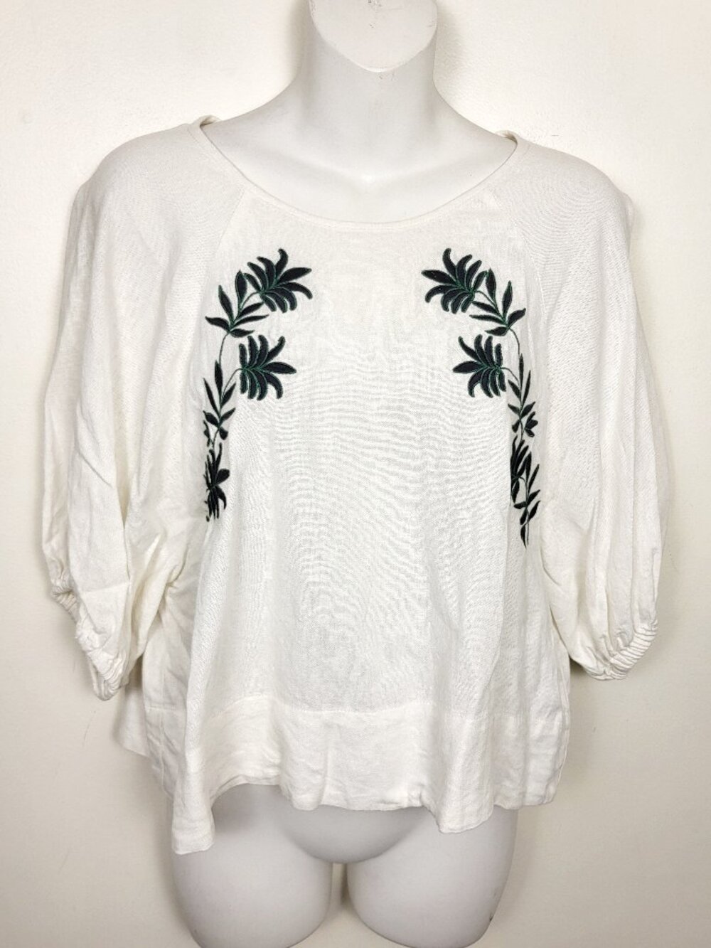 House of Harlow 1960 white loose fit embroidered linen top | Size MEDIUM